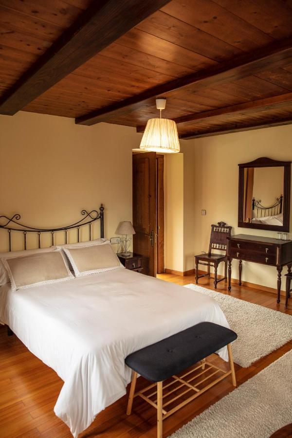 Lugar Del Rio Pensionat Couzadoiro Exteriör bild