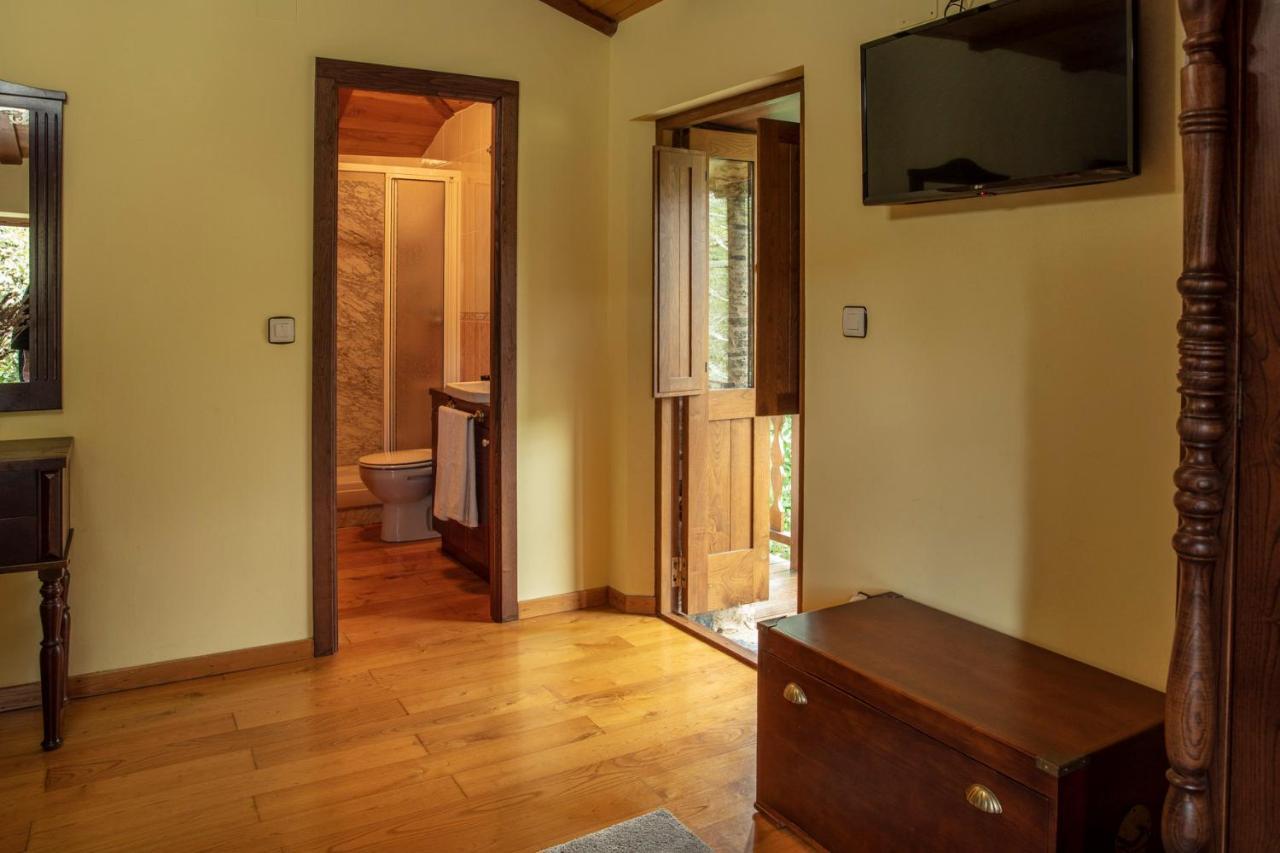 Lugar Del Rio Pensionat Couzadoiro Exteriör bild
