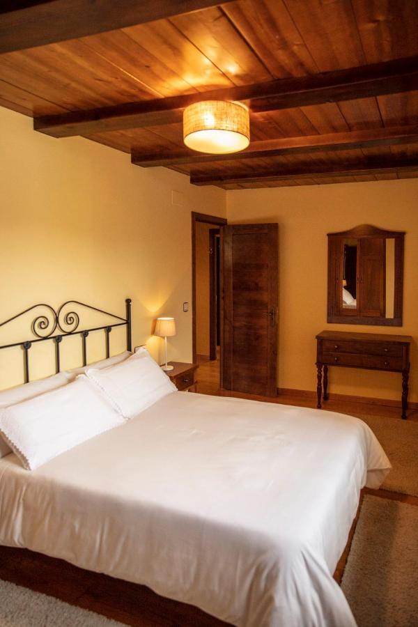 Lugar Del Rio Pensionat Couzadoiro Exteriör bild